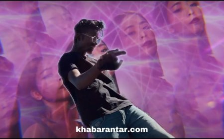 કુછ બોલતા હું તો કહેતે હૈ નક્સલી, હક માંગતા હું તો કહેતે હૈ નક્સલી