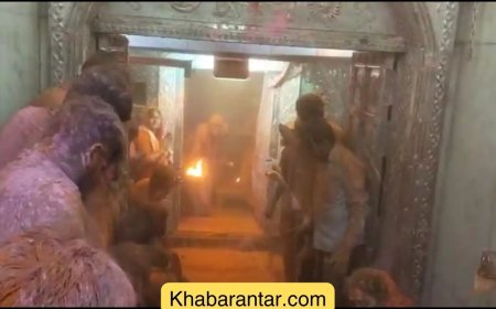 ઉજ્જૈનના મહાકાલ મંદિરમાં હોળી રમતી વખતે ગર્ભગૃહમાં આગ લાગી, 13 પૂજારીઓ દાઝ્યાં