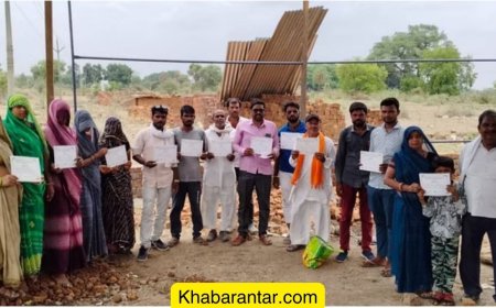 11 દલિત પરિવારોની જમીન જિલ્લા શિક્ષણ અધિકારીએ પડાવી લીધી?