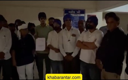 હિંમતનગરમાં દલિતોએ સાફો-ચશ્મા પહેરી જાતિવાદીઓનો વિરોધ કર્યો