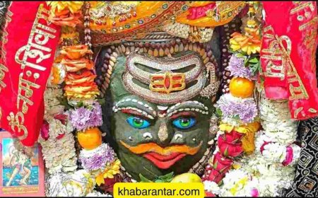 ધર્મનો ધંધોઃ ઉજ્જૈનના મહાકાલ મંદિરે 1 મહિનામાં 15 કરોડની આવક રળી