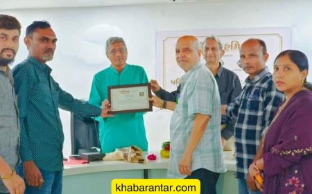 ગોધરામાં 'પરિવેશ' સામયિક દ્વારા સર્જક સ્નેહમિલન યોજાયું 